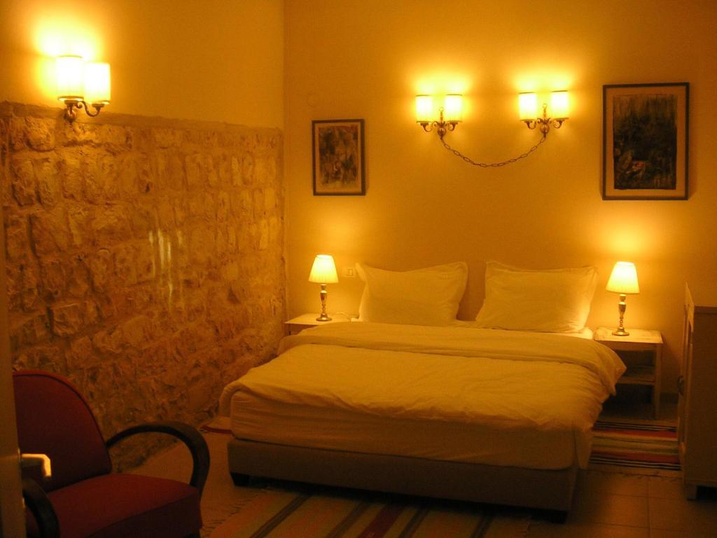 ชูลามิตยาร์ดเบดแอนด์เบรคฟาสต์ Hotel โรชปินนา ห้อง รูปภาพ