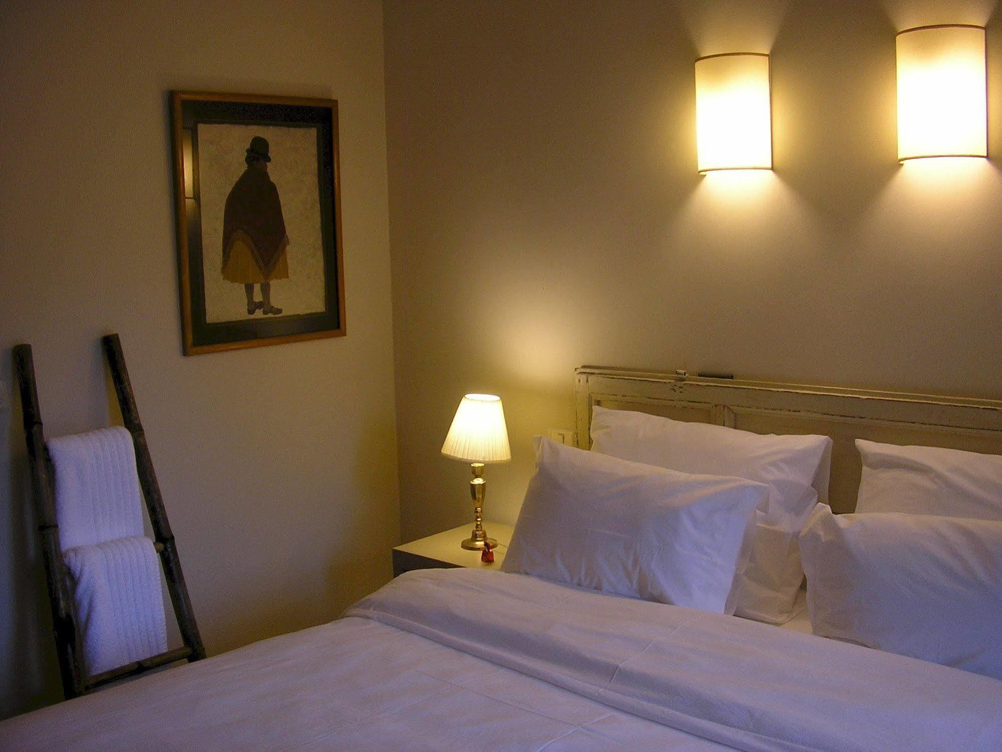 ชูลามิตยาร์ดเบดแอนด์เบรคฟาสต์ Hotel โรชปินนา ภายนอก รูปภาพ